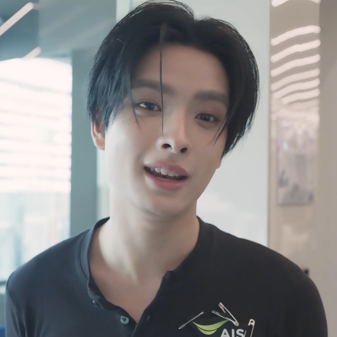 bbornniee's tweet photo. อลันต่อยเจ็บมั้ย นี่อยากเป็นเมะให้น้องขุนแทนฮี https://t.co/cMzBYauqLb