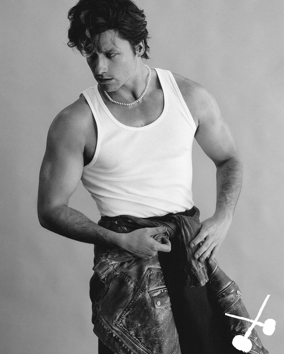 offcampuspt's tweet photo. Stephen Kalyn e Calvin Klein 🤍

📷 instagram | calvinklein https://t.co/7arGpQLLJ5