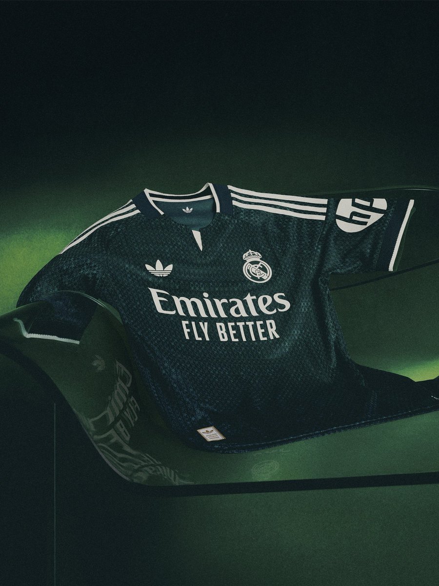 adidasFR's tweet photo. la crème de la crème. https://t.co/kNTCf6iLW1