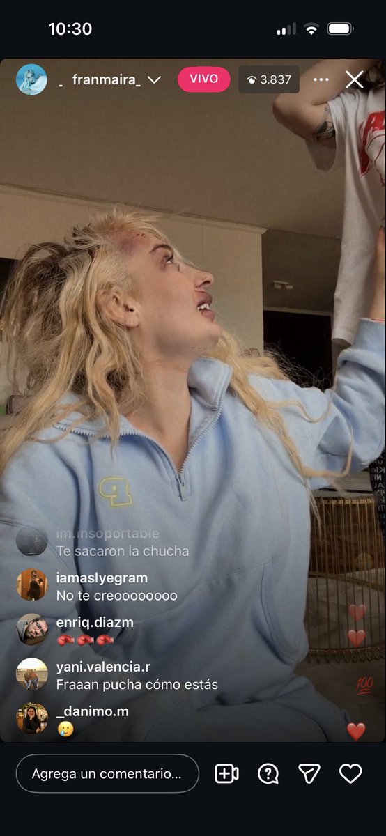 camifrann_'s tweet photo. La Fran Maira hizo un live toda moreteada después de que el huea le pegara. Anunció música y yo solo pienso que ella debería rodearse de más amor :( https://t.co/XwIbUXuAlV
