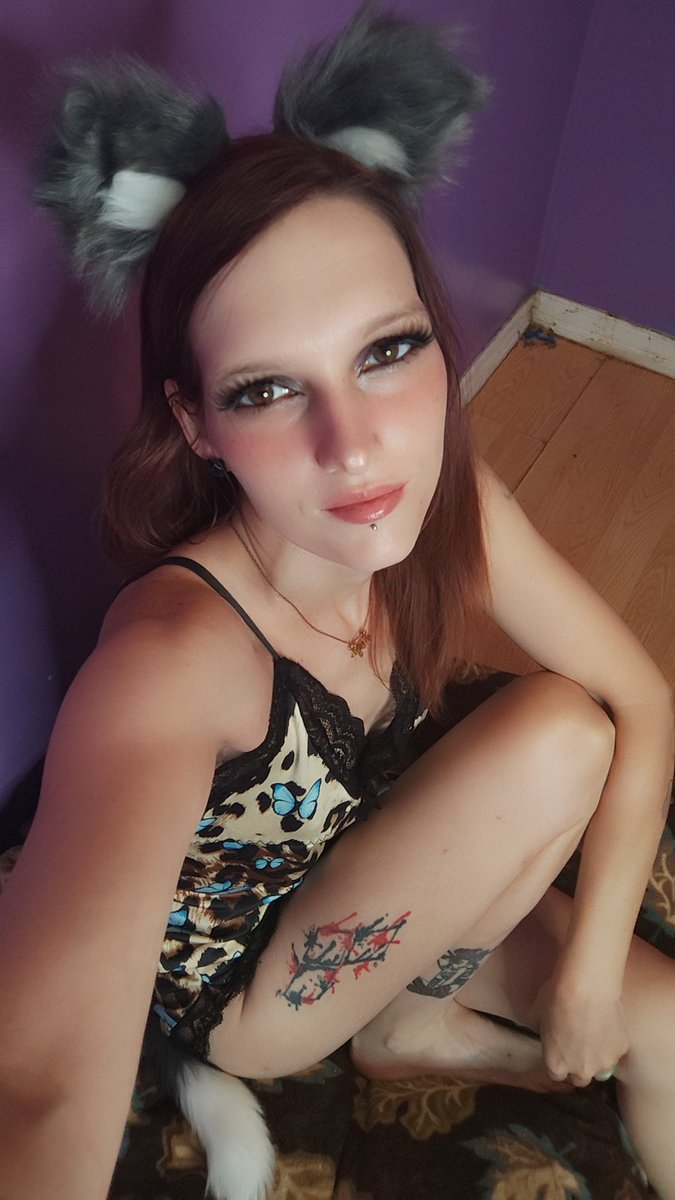 PixiePrincess8D's tweet photo. Feeling foxy #foxymomma #sexymomma #badgirl https://t.co/50R0ocKgPQ