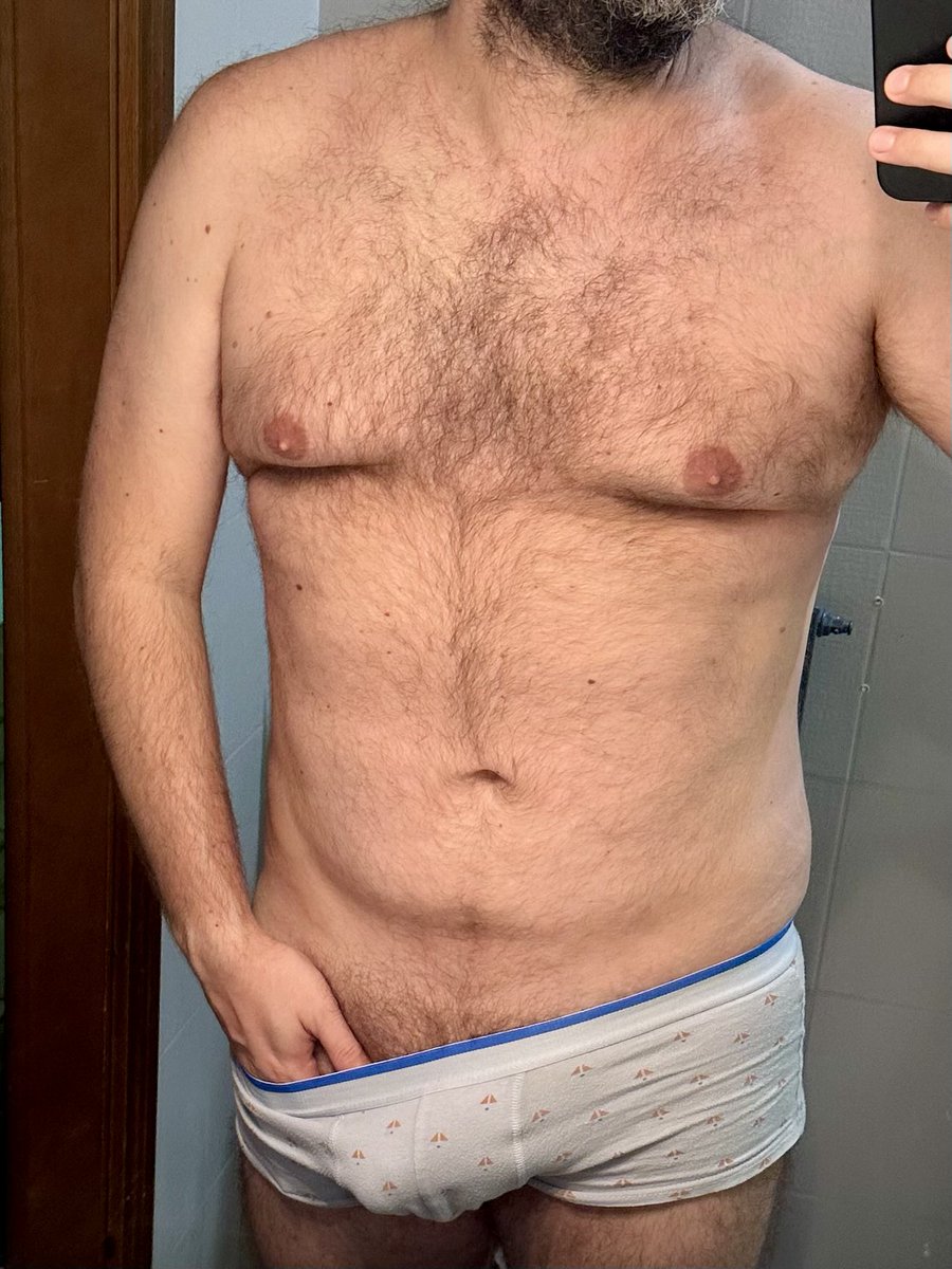 iBearyanOF's tweet photo. Morning selfie

#gay #hairy #bear #gaybear #hairygay #hairychest #underwear #gayunderwear #gayespaña #gayitalia https://t.co/QayyYvCXMu
