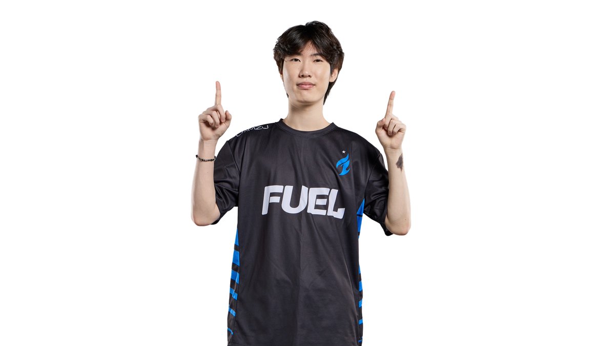 bbang00208's tweet photo. 2026 EWC 선준님 프로필
#DallasFuel #Seonjun
하트까지 해주실줄이야… 협박받는거면 당근을 흔들어 주세요🥕 https://t.co/P4FrWFdHEz