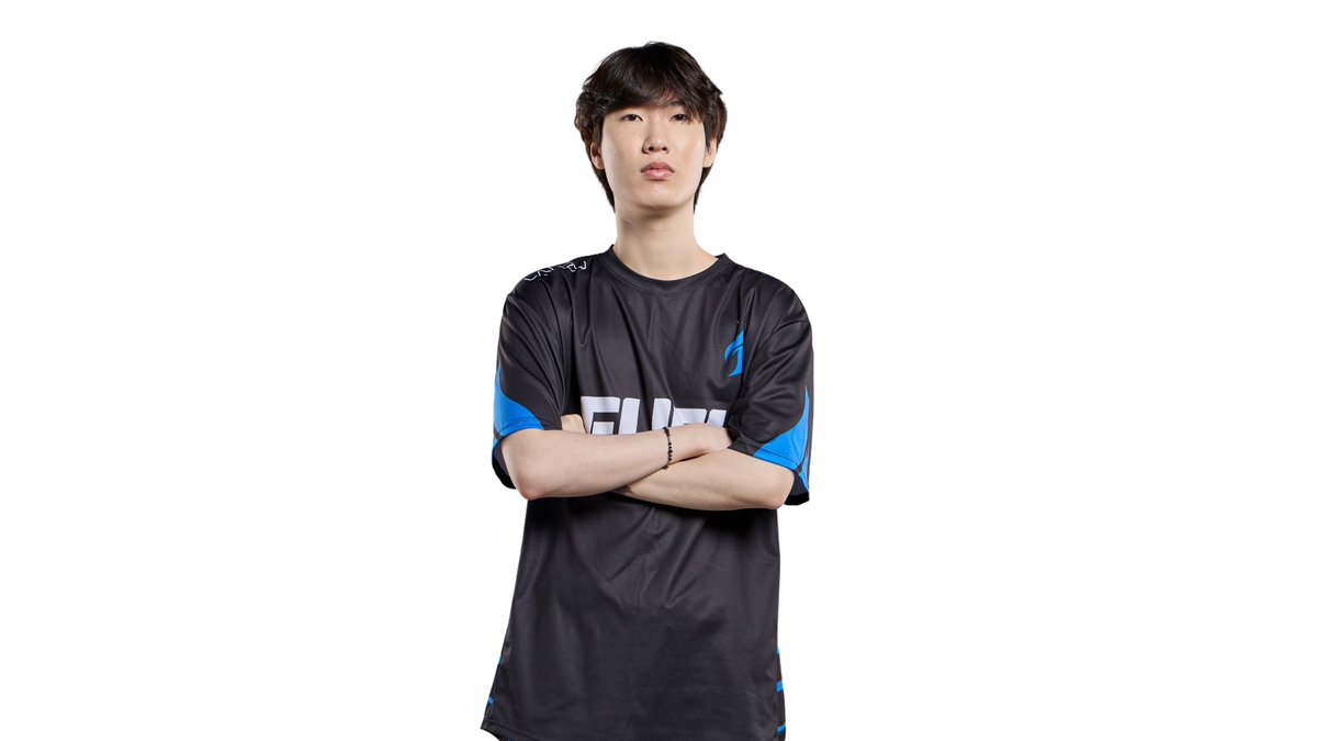 bbang00208's tweet photo. 2026 EWC 선준님 프로필
#DallasFuel #Seonjun
하트까지 해주실줄이야… 협박받는거면 당근을 흔들어 주세요🥕 https://t.co/P4FrWFdHEz