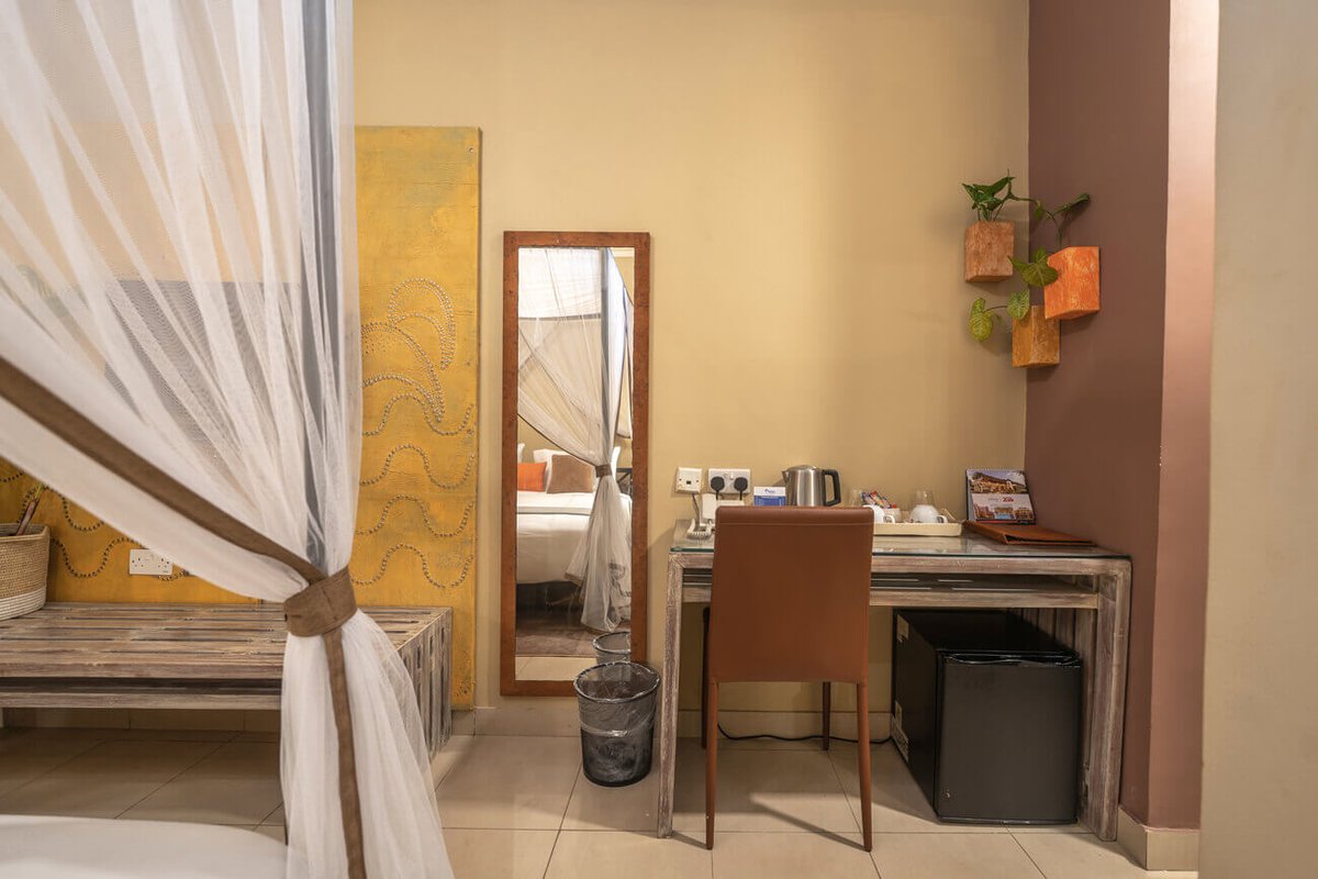itsanimmo's tweet photo. Dolphin Suites. 3-star boutique hotel.

📍 Kampala/Bugolobi
Uganda 🇺🇬 https://t.co/ioCtKGFrfm