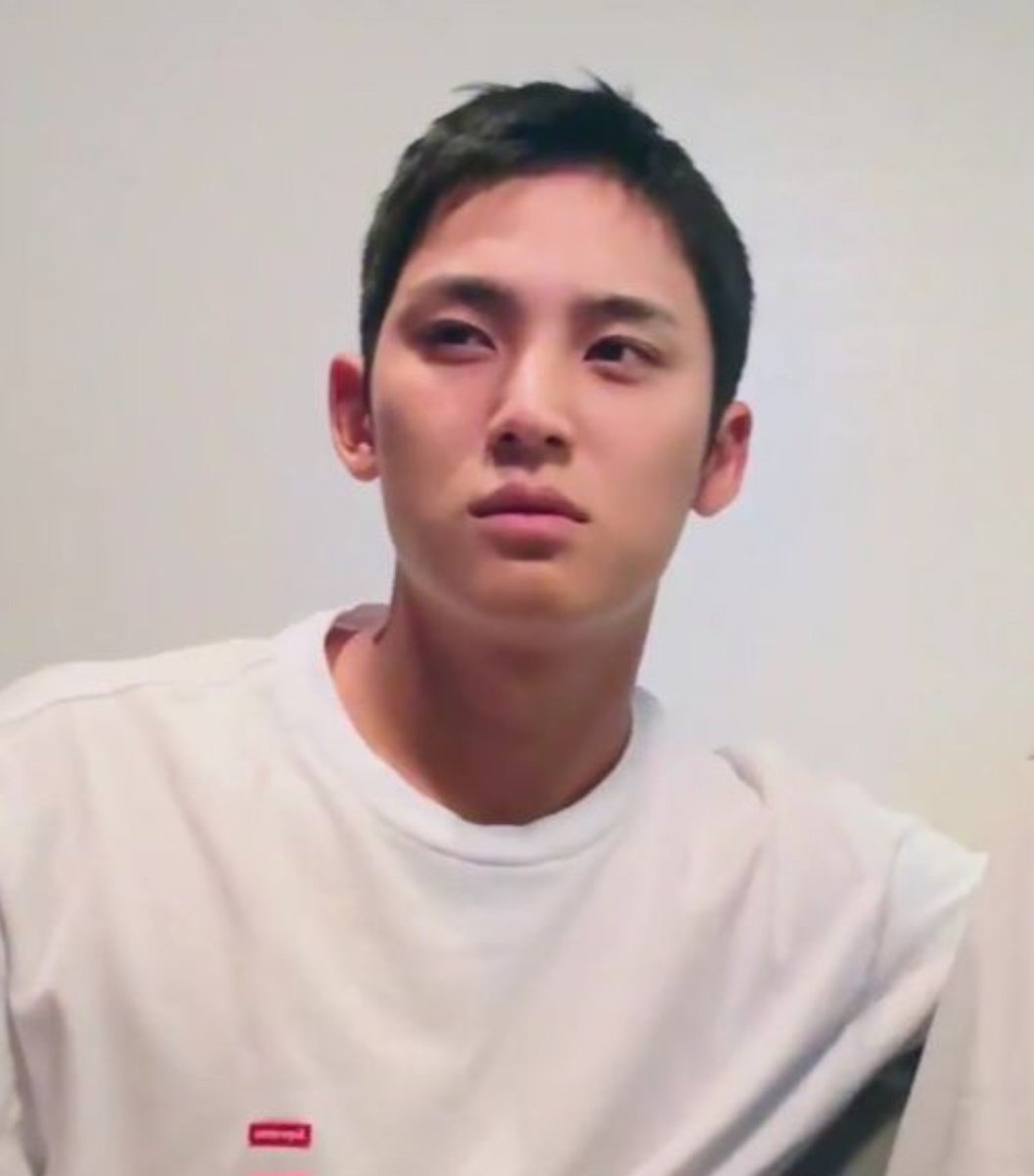byminwon's tweet photo. like father like son 😆 https://t.co/AVrcmfMPy8