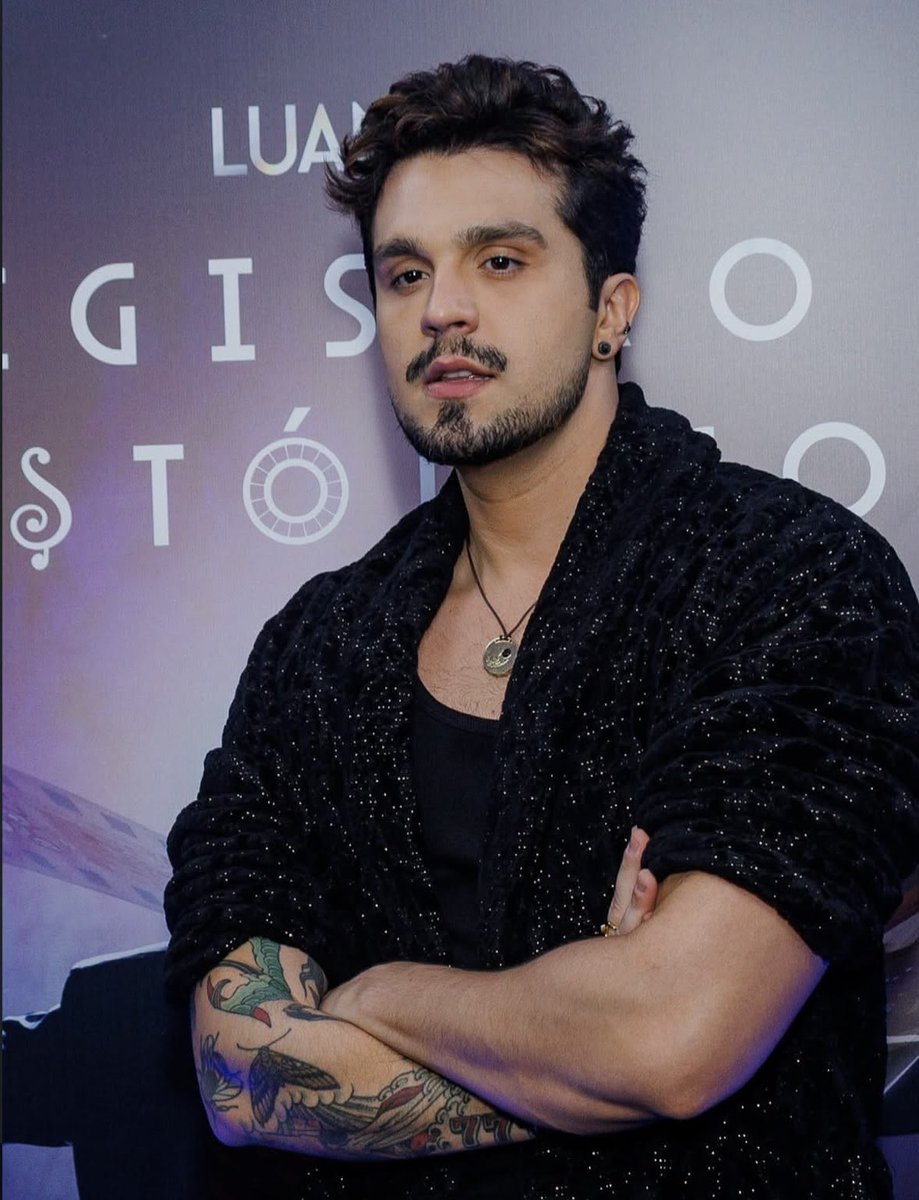 baianinhaadolu's tweet photo. Oh Jade, conta pra nós como é ter esse homem como esposo https://t.co/HswI0qLo0T