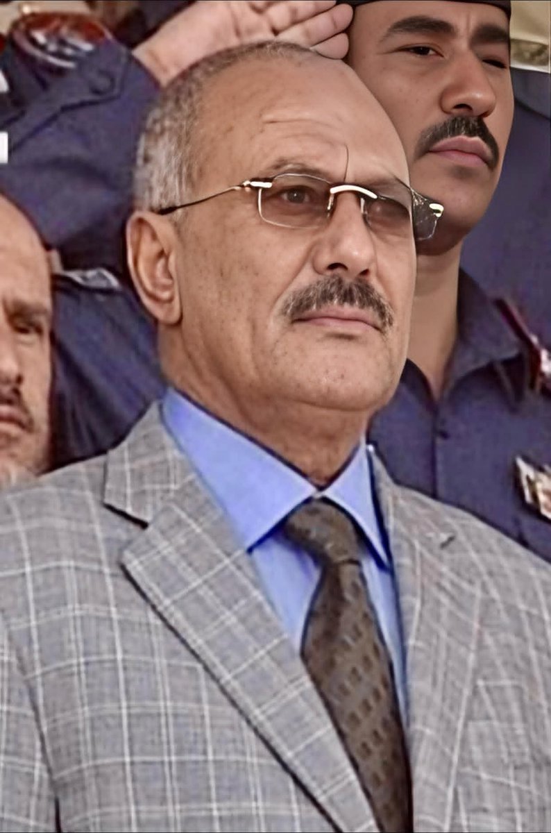 NyncLSyFcqCTknD's tweet photo. اسعدالله مسسساكم اصدقاي الغوالي بكل خير وسعاده
ورحم الله القائد المؤسس
واسكنه فسيح جناته
#علي_عبدالله_صالح https://t.co/UTsyoQaQ3Z