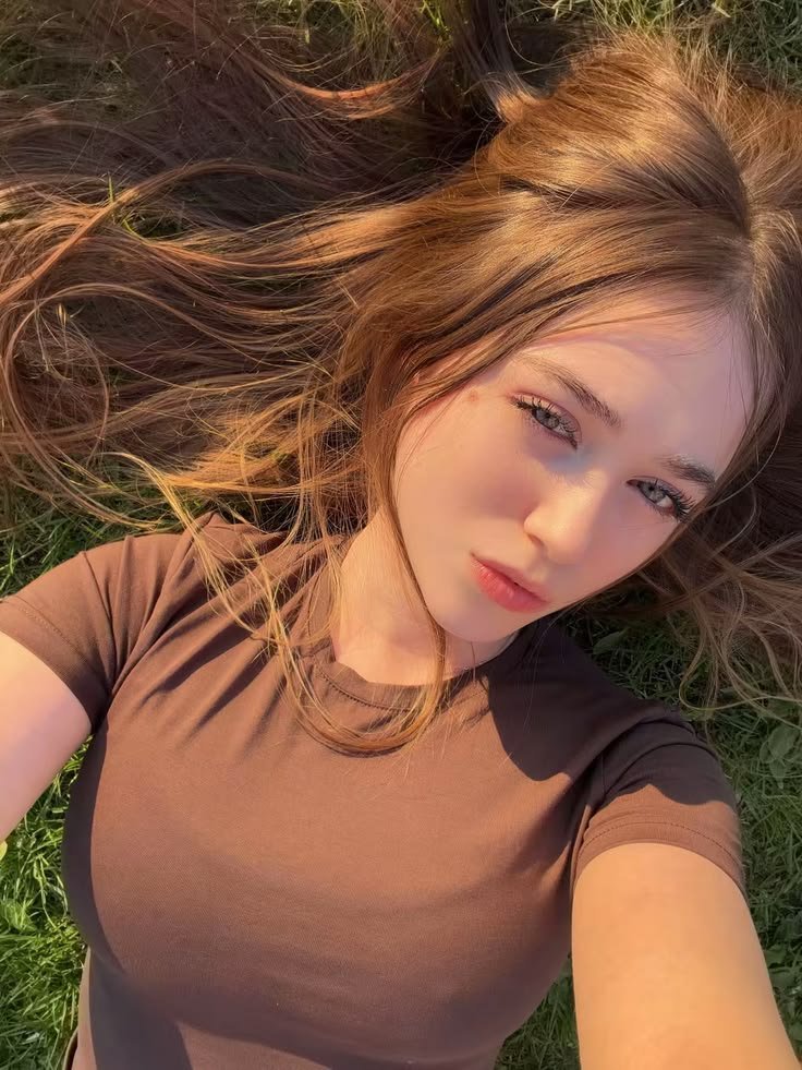 Isabellalno's tweet photo. Sometimes all you need is a little sunshine on your face to remind you that brighter days are ahead ❣️ https://t.co/a6XQsJp9vn