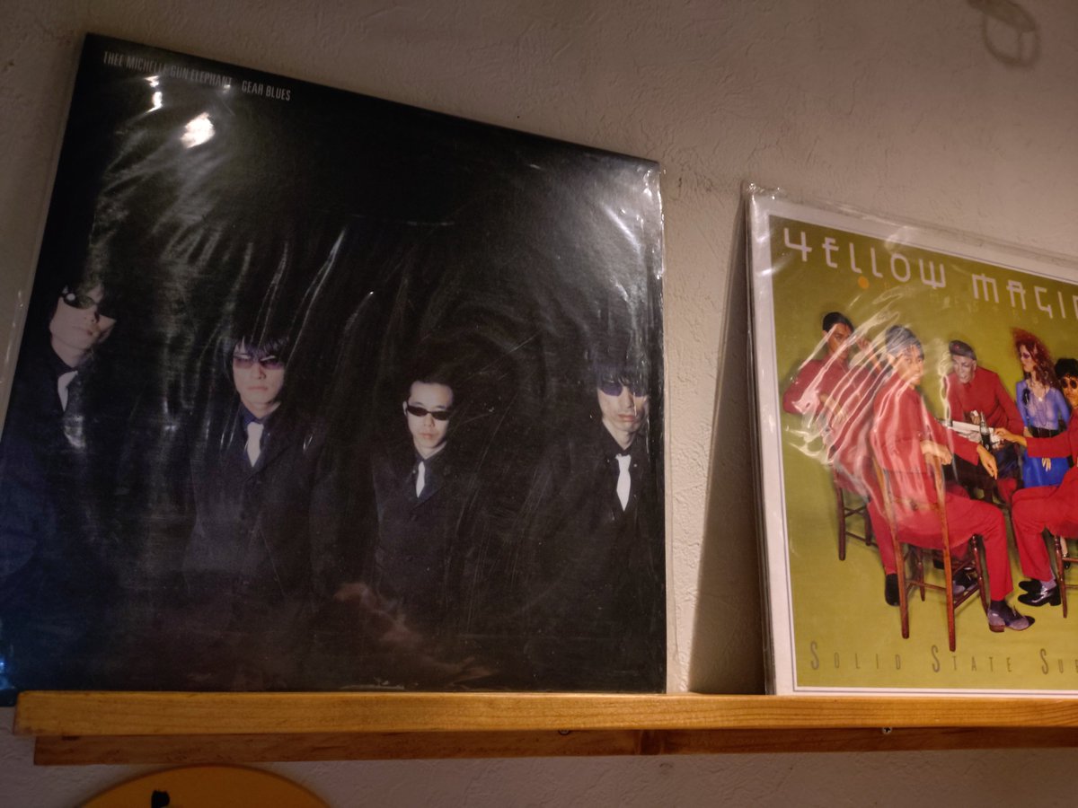 craftbeerpub12's tweet photo. #Thisismytime
#深夜の爆音チル
お久しぶりです!
よいお客様に感謝♪
酔い時間♪
音を浴びるっていいよね♪
明日もやるぞっっ♪♪♪ https://t.co/iCXOVgJfk1