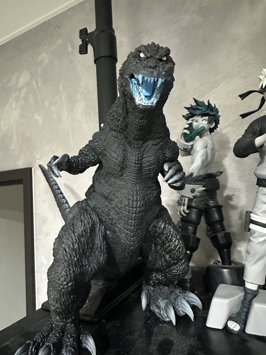 noise22's tweet photo. ゴジラそこまでだったけど開封して衝撃受けた！
こりゃゴジラ集めちゃうな！ https://t.co/AEN2kasPNL