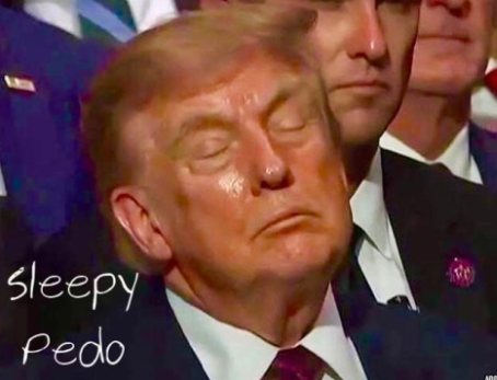 smc429's tweet photo. A serial pedophile who can't stay awake in public?
What's not to love? https://t.co/RlAiPPlFU0