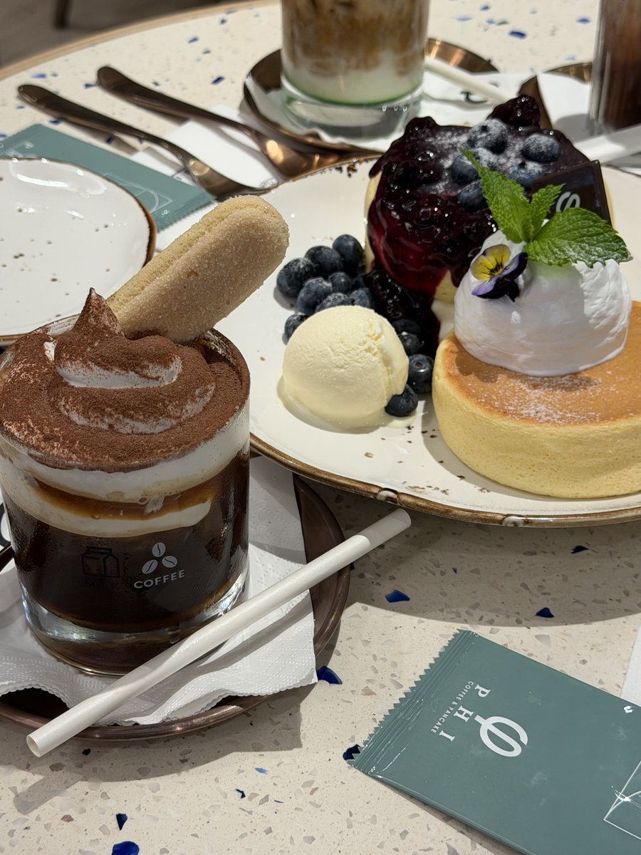 behere4at's tweet photo. #식샤냠냠 
인생에서가장별로인커피와..복숭아where https://t.co/OKAMEeV9gq