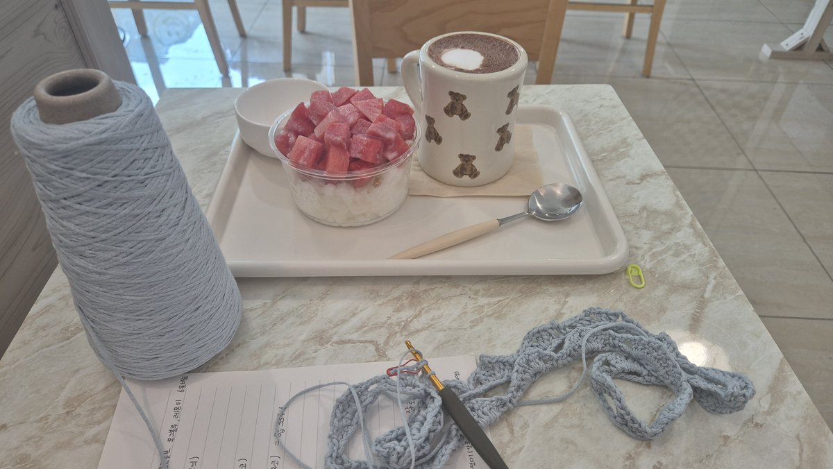 knit_Zzan's tweet photo. #뜨친소 #뜨개친구 #뜨개친구구함

뜨개질 1년 미만 
인생취미=뜨개질 
코바늘 대바늘 모두 흥미 만땅 
가디건 1개 완성
스페이스로 뜨개 수다 떠실 뜨친소 모집합니다!!! https://t.co/sihF05nE5o