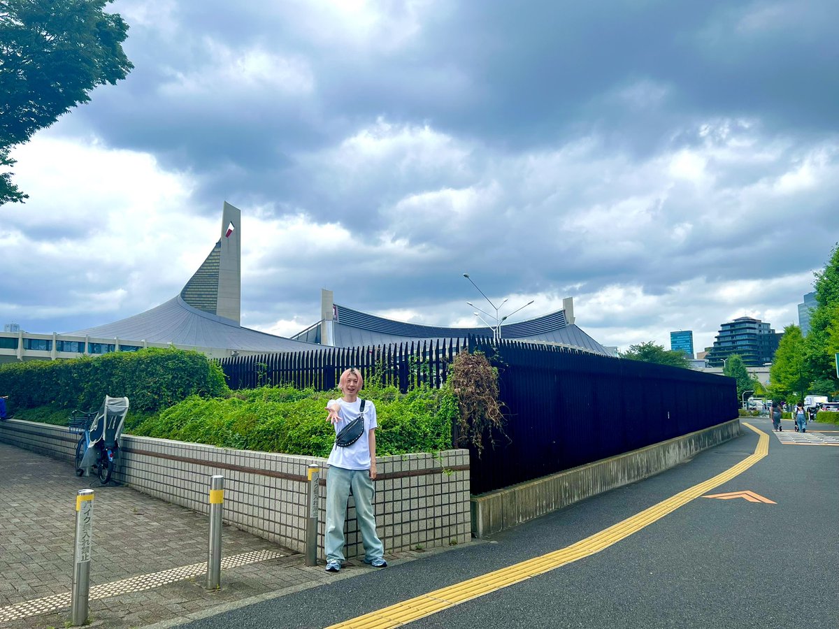IKKEI_YAMAMOTO's tweet photo. あんステ！
8月1日からライブです。
10年間かけてみんなで繋いできたバトン！
最高の思い出にしましょうね🫰

#あんスタ
#あんステ https://t.co/jL4bQid9v3