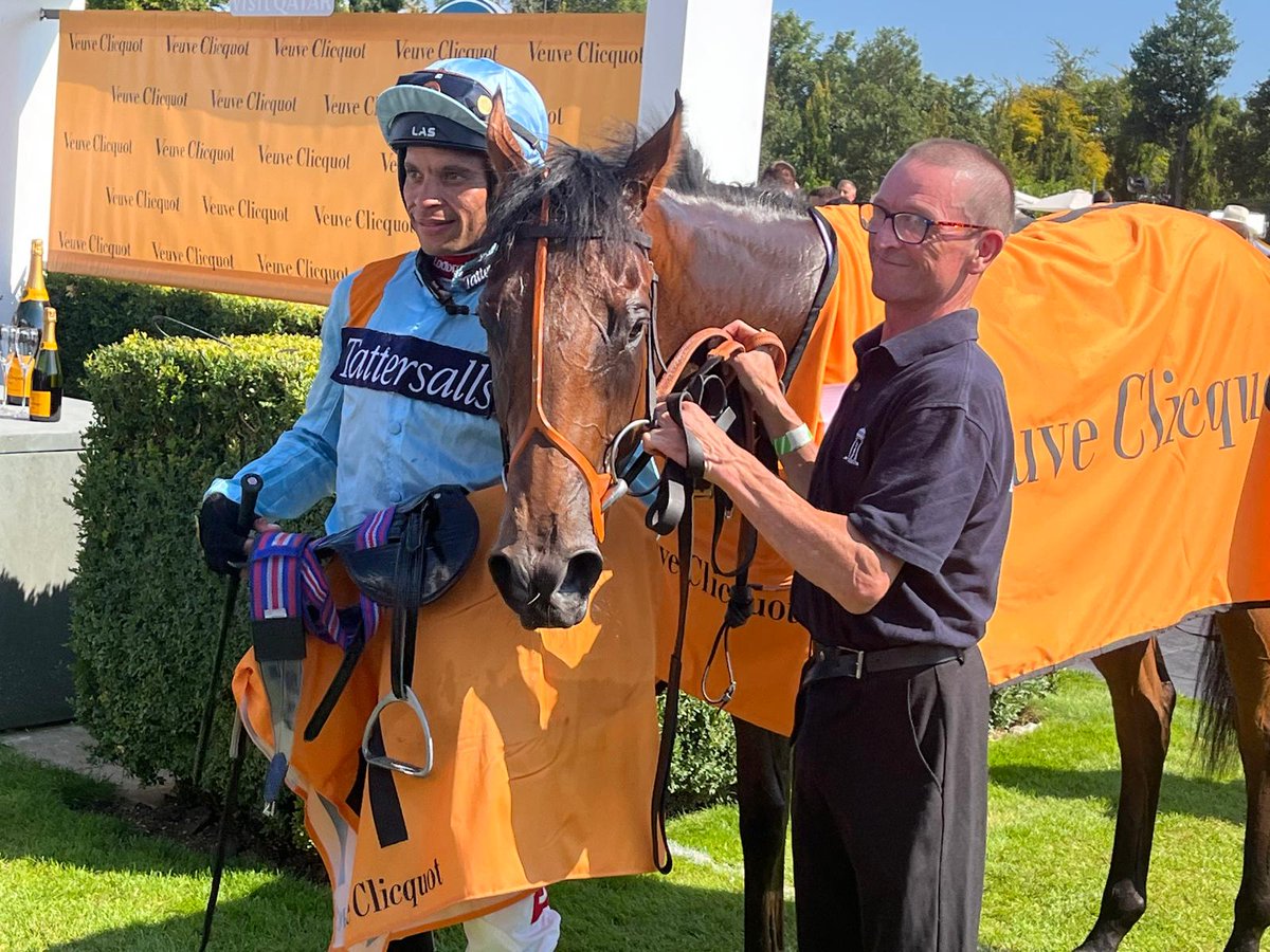PAracing's tweet photo. Lovely bubbly... Sean Levey and the very speedy Pershaada after winning the Group Three Veuve Clicquot Molecomb Stakes at Goodwood https://t.co/rPjojxkgpE