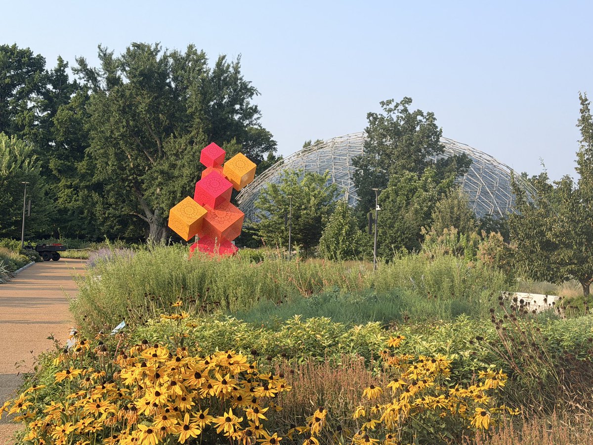 CandiceSpencer's tweet photo. Good morning, Beautiful! @mobotgarden https://t.co/lRP9pNkNfj