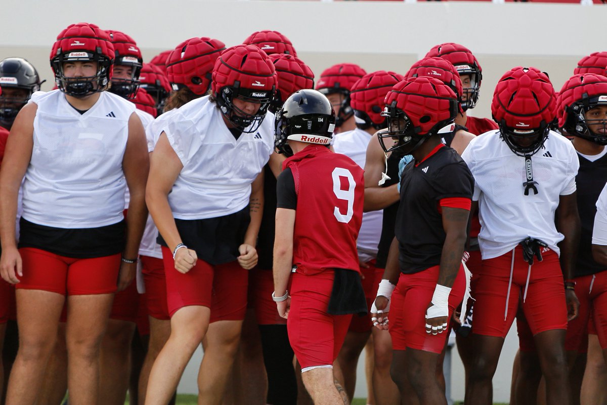 SEUFireFootball's tweet photo. Back in action!!

#FuelTheFire🔥 https://t.co/YlL54gr2va