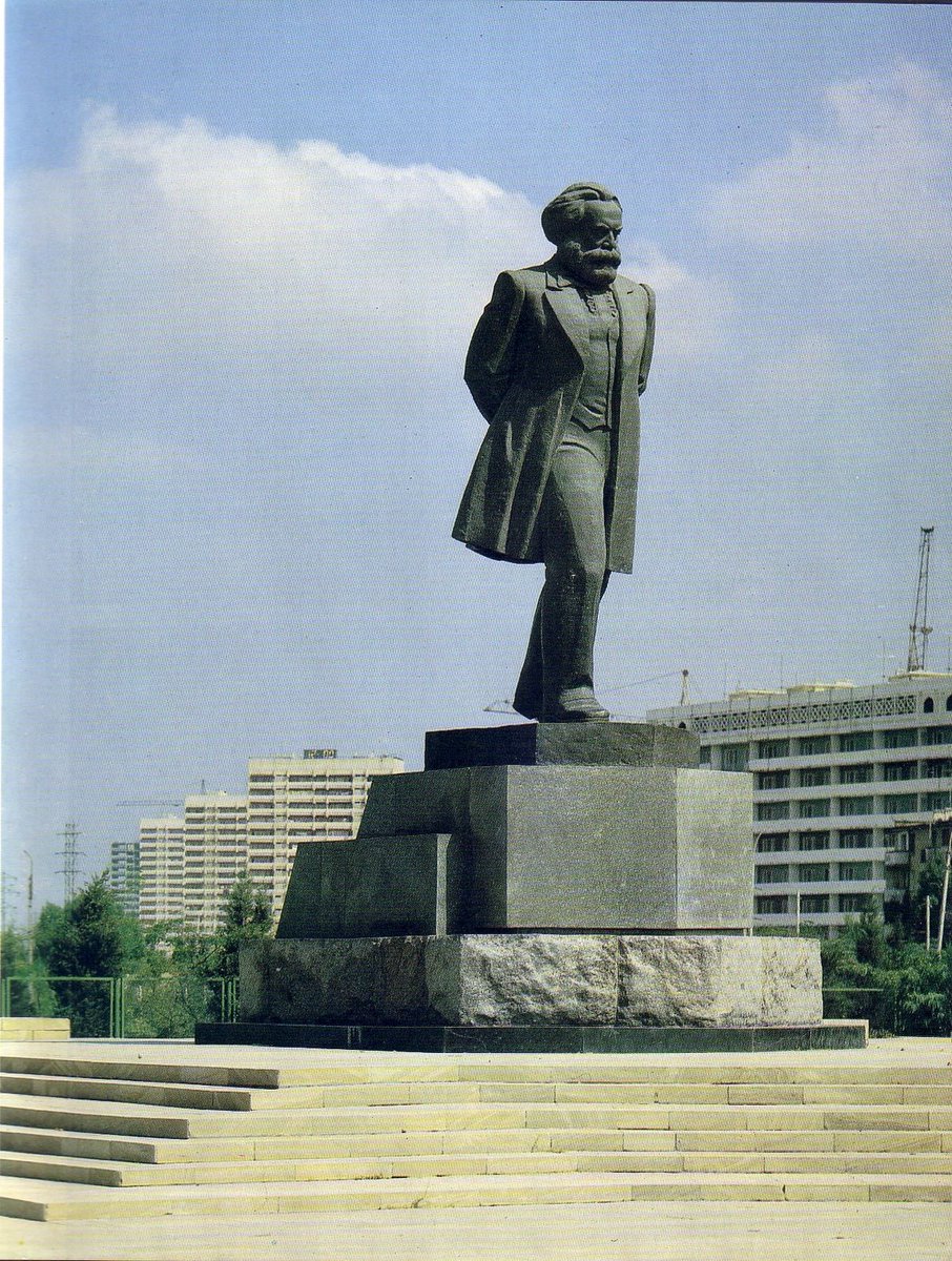 IowaCommunist's tweet photo. Karl Marx was right about everything. https://t.co/C74YmxuMh2