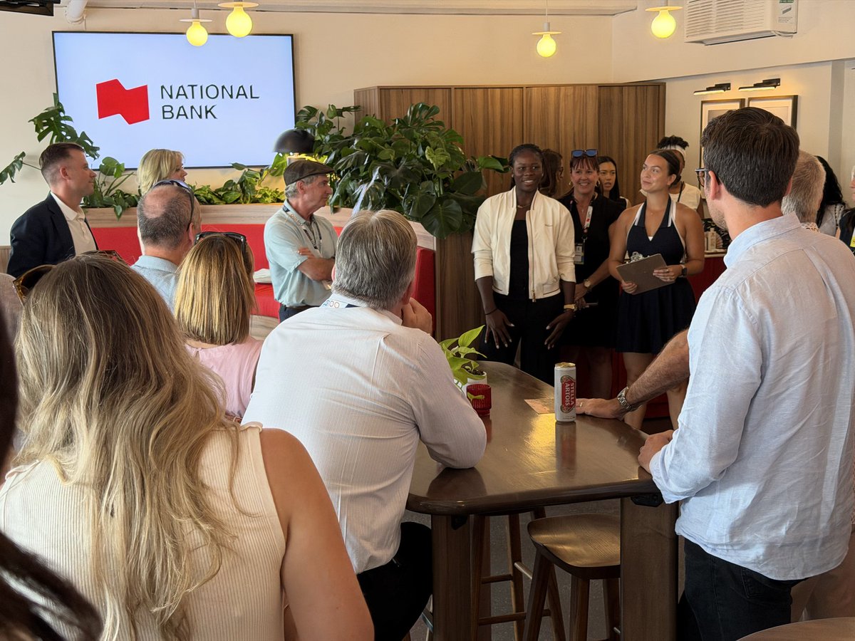 FureyAndrew's tweet photo. A real pleasure meeting Victoria Mboko this evening. What struck me most wasn’t her tennis résumé, but her humility, authenticity, and perspective. An outstanding ambassador for Canada. 

Proud that @nationalbank supports her and Canadian tennis. Wishing her every success 🎾 https://t.co/Trctxt8ZcU