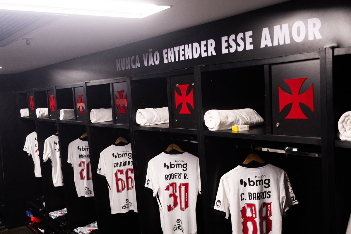 VascodaGama's tweet photo. O vestiário do Gigante da Colina no Maraca 🏟️💢

📸 Matheus Lima | #VascoDaGama https://t.co/5Q2WSxTHLQ