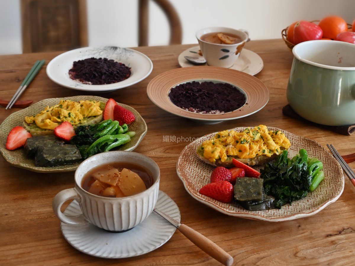BeverlyEis79mc's tweet photo. Fueling my midday slump with this vibrant spinach and mushroom omelet + black coffee—simple, flavorful, and keeps me going through the rest of the workday! https://t.co/LBUESBaDoK