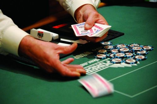 pokertraining's tweet photo. It's all about the rake https://t.co/sCKmHXwuuY #pokertraining https://t.co/gabDvXVihV