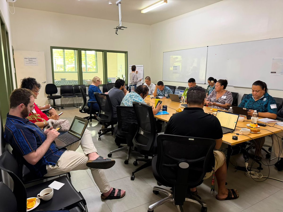 un_samoa's tweet photo. 🌊 The UN in Samoa hosted a #SIMEX at One UN House, testing the UN system's response to a simulated distant magnitude 8.2 earthquake & tsunami warning. With DMO, Samoa Red Cross, UNDP's Crisis Bureau & OCHA, the exercise strengthened preparedness & coordination. https://t.co/pukZEG25Ni