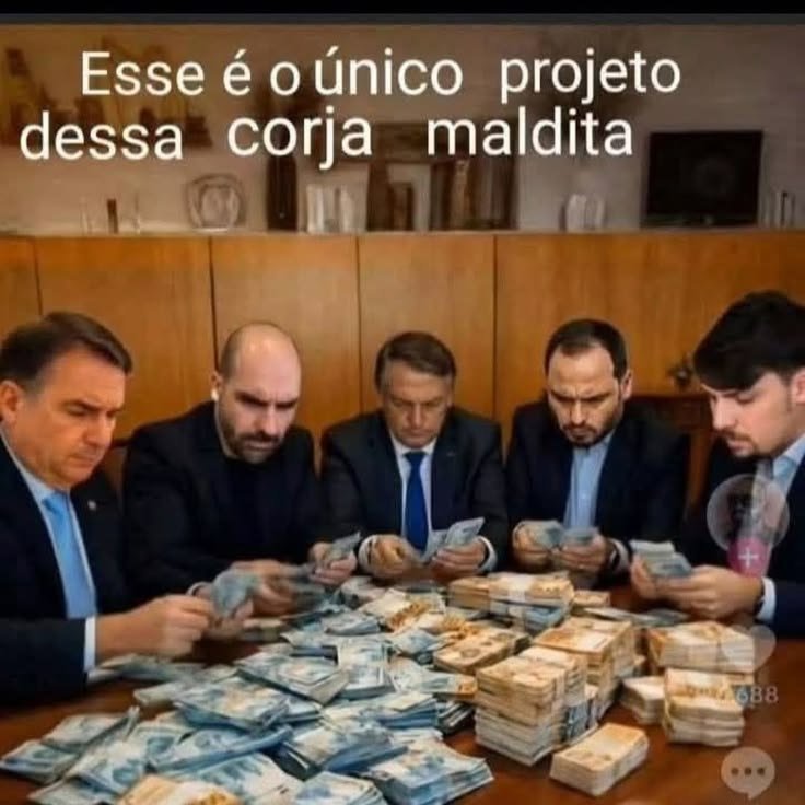 VitorioSantos's tweet photo. @FlavioBolsonaro https://t.co/tJnw9RqIkW