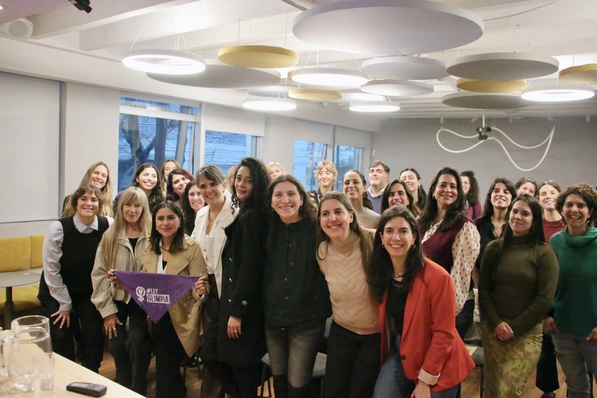 MoniMacha's tweet photo. LO VIRTUAL ES REAL
Participamos del conversatorio “Construyendo respuestas frente a la violencia digital”, la desigualdad y la violencia por motivos de género también se trasladan a los territorios digitales. Lo que sucede en internet no queda en internet. https://t.co/O7CqIR05so