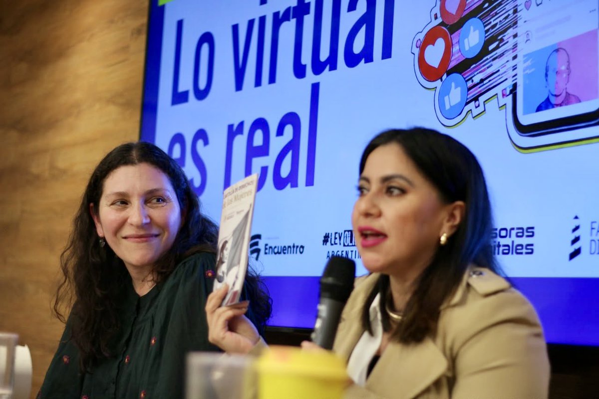 MoniMacha's tweet photo. LO VIRTUAL ES REAL
Participamos del conversatorio “Construyendo respuestas frente a la violencia digital”, la desigualdad y la violencia por motivos de género también se trasladan a los territorios digitales. Lo que sucede en internet no queda en internet. https://t.co/O7CqIR05so