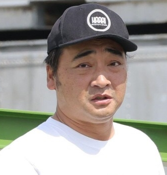 CEO_dad_K_sub's tweet photo. ←ロケバスで同意があったのに変な女に不同意罪で訴えられ、検察に懲役7年を求刑されたジャンポケ斉藤さん

→交際相手の男性に度重なる暴行、体を斧で切断、メンヘラDV拷問殺人未遂なのに執行猶予判決。法廷でアへ顔スキップピースで反省ゼロな佐藤紗希

これ並べたら男性人権無視だと思いませんか？ https://t.co/kGgKRx0ZDn