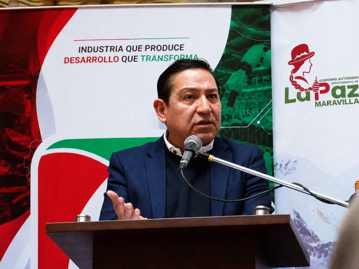 goblpz's tweet photo. La Gobernación de La Paz, junto a CADINPAZ y el Gobierno Nacional, lanzó la ruta "Reactiva La Paz – Aguante Collita", una iniciativa que recorrerá siete municipios para impulsar la economía, fortalecer a los productores y reactivar el comercio departamental.
#UnidosNadaNosDetiene https://t.co/H0Ck4CIjhm