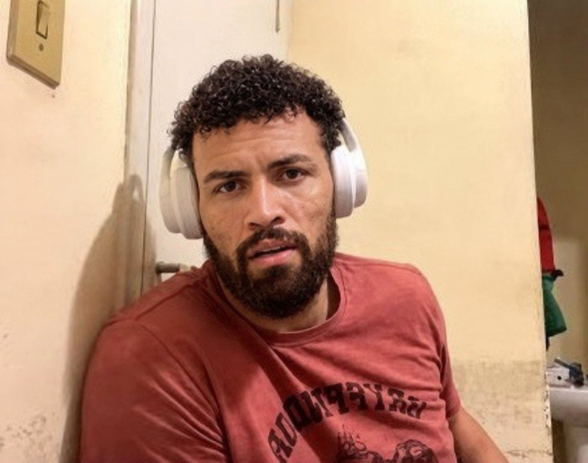 herbpereiradean's tweet photo. "Eu bem treinado?" https://t.co/IcGfiCUCym