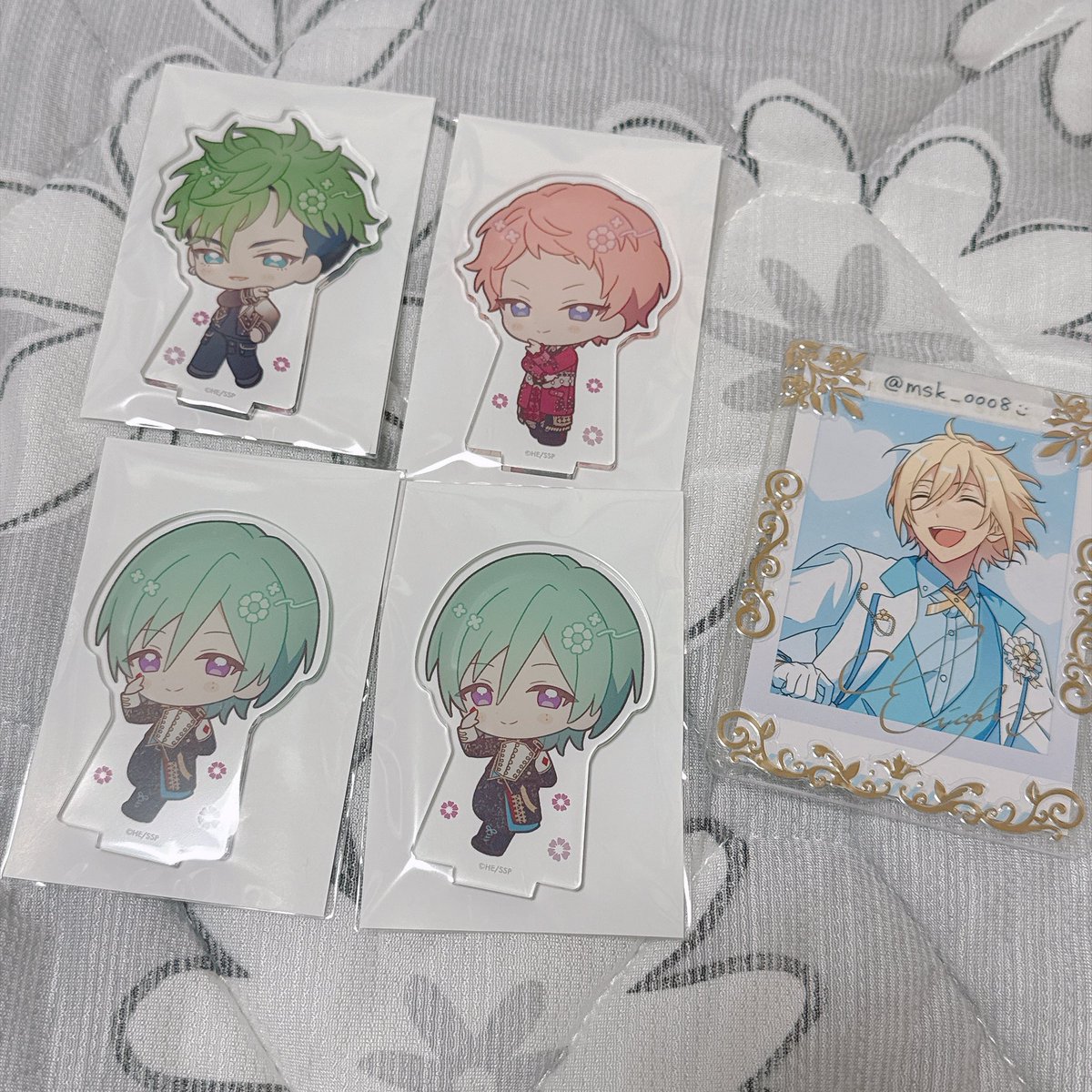 msk_0008's tweet photo. [交換] アニカフェ アクスタ あんスタ スタフォニ

譲 : ジュイス* 宗 巽2
求 : チトセ 一彩 英智 司 (各1) or 定価(+送料)

▫️郵送 or 都内手渡し
▫️*はチトセとの交換のみ

検索からでもお気軽にお声がけください。
よろしくお願いいたします。☻ https://t.co/5wKbsgHDE4