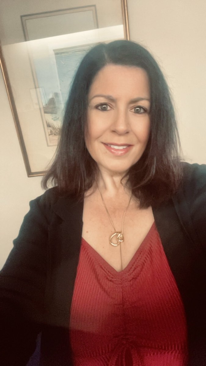 Magpiegirl1972's tweet photo. Happy Thursday and so glad the weekend is nearly here 🙌
Another quote and reminder for ourselves that some days are better than others ❤️
Have a great day and keep smiling 😊
#Thursday #Keepsmiling https://t.co/FOA8LDSXak