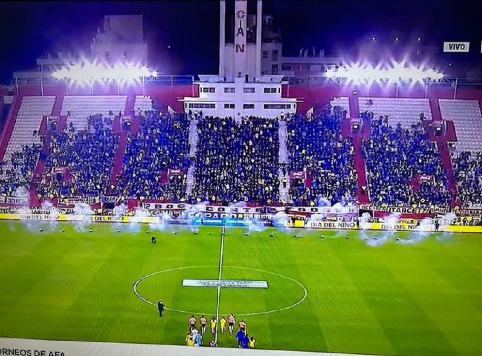 Ramonista_'s tweet photo. A los bosteros los llevaron a un estadio más grande que su pocilga y quedaron re en evidencia, ni cerca de llenarlo estuvieron https://t.co/Xqe8XYz4Am
