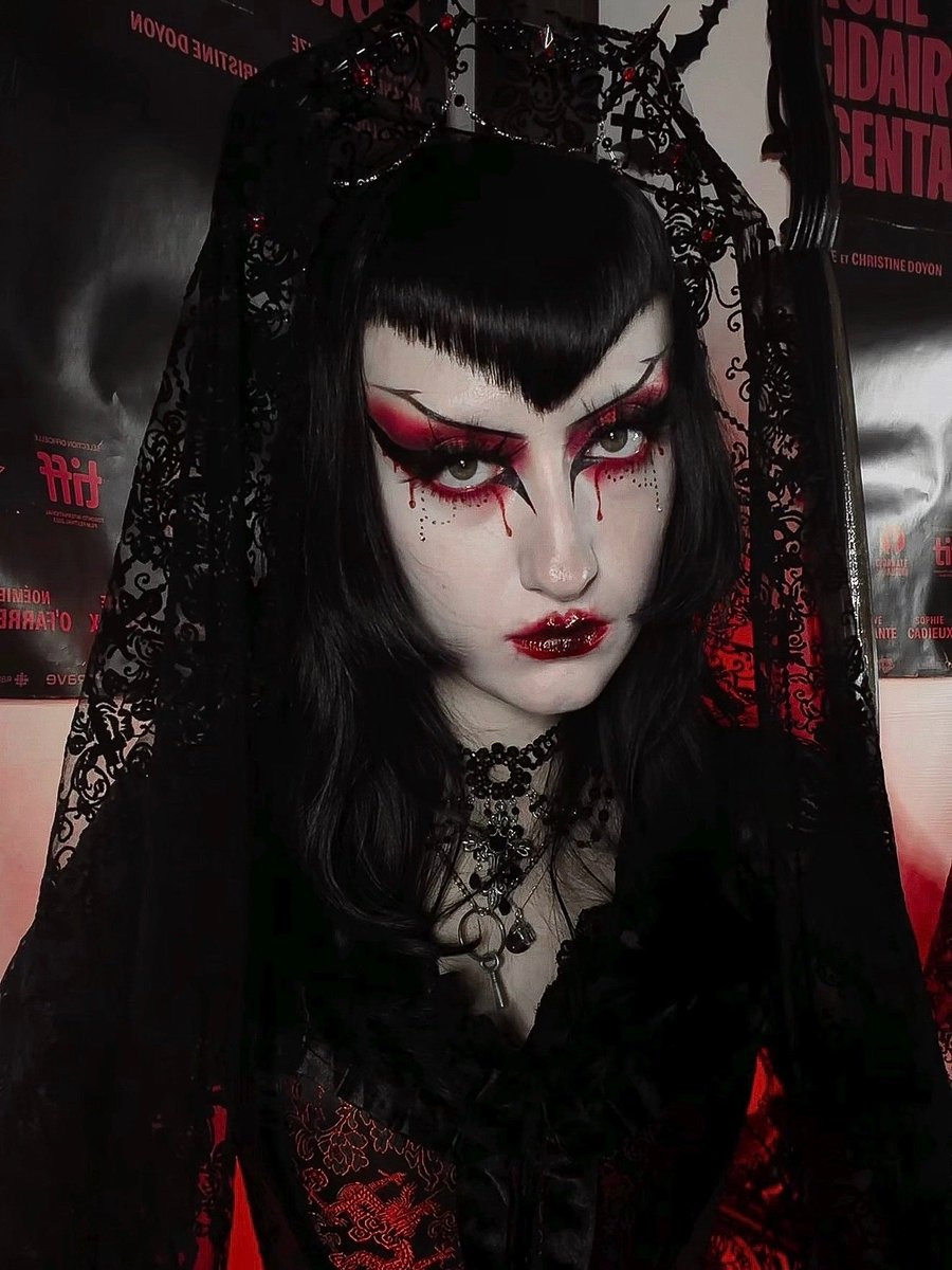 veilofcoffins's tweet photo. ☥Shin Bathory☥ https://t.co/ZCynEMHZkd