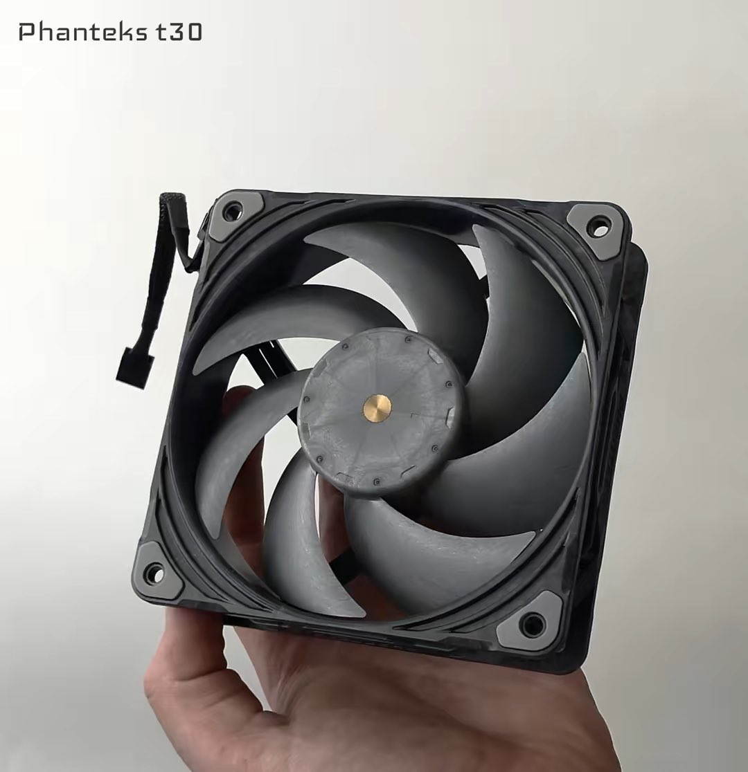 koharufps's tweet photo. New case fans!

Phanteks t30 https://t.co/ULTdIJj5Ps