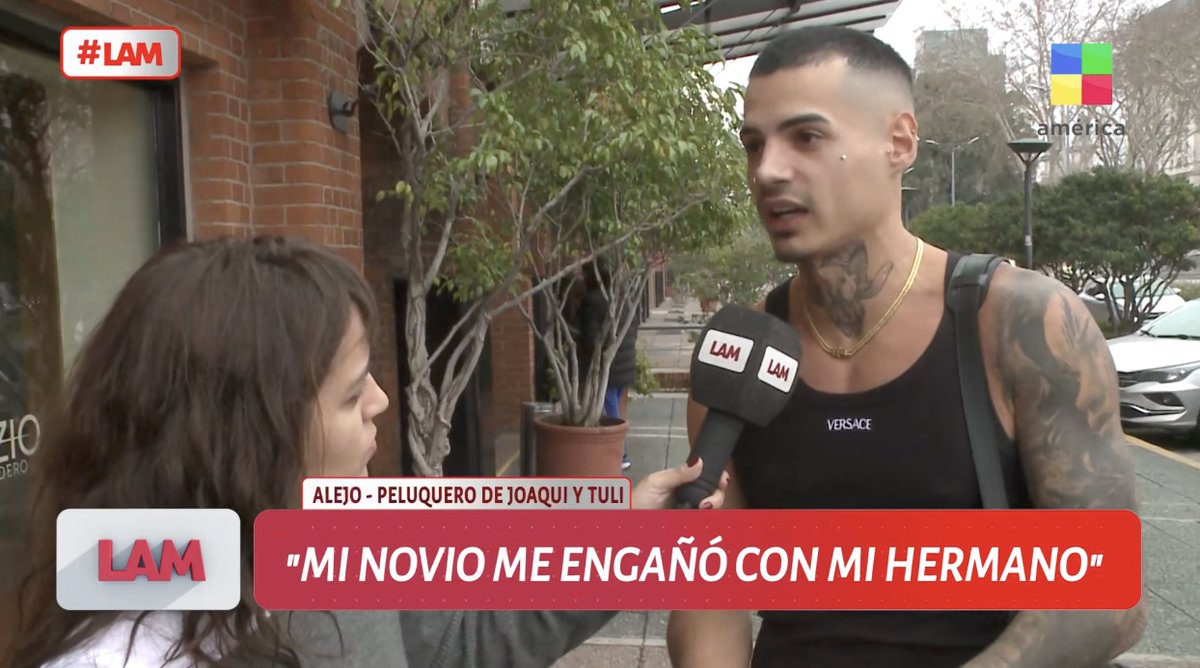 eeemiliano's tweet photo. perdón joaqui y luck ra me parece más interesante este lore que empiecen a ventilar los peluqueros 
#LAM https://t.co/YaRWy0Dqz5