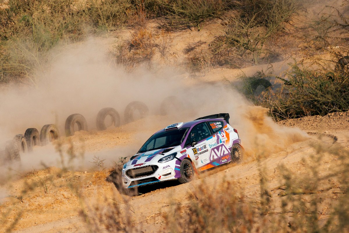 ConDonSocial's tweet photo. 🏎️🚨🌋 El Misti tiembla por el Rally
Nuevamente la Ciudad Blanca se engalana gracias al Rally Mobil Premio Ciudad de Arequipa, con la presencia de 26 tripulaciones y un navegante argentino
🗞️Leer 👉https://t.co/fhLZ8iaGVO
📸Fotos Difusión https://t.co/F6UTSmzk1E