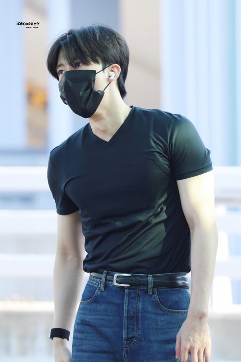 yedprince's tweet photo. 🫪🫪🫪 https://t.co/h635vjqOHJ