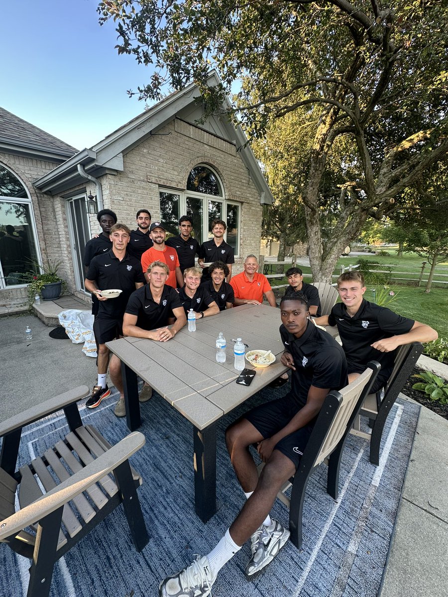 BGSUMSoccer's tweet photo. Dinner tonight was at Coach Nichols’ house!

A special thank you to Athletic Director @vandermerwe63 for joining us. We appreciate all your support!

#GoFalcons #AyZiggy 🟠🟤 https://t.co/9ZGkB2NYl8