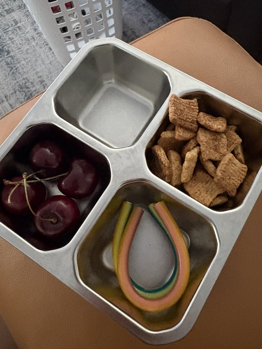 RensFangs's tweet photo. What I ate today! 

(Not shown) tuna slop with rice cakes - 125cals

Snack tray thingy - 158cals

Alani - 15cals

Clif protein + caffeine bar - 290,,

Ice cream - 340

Total -1,128

Overall I’m not too mad. I wasn’t planning on having the bar but I was dizzy and shaking https://t.co/72bR53Es95
