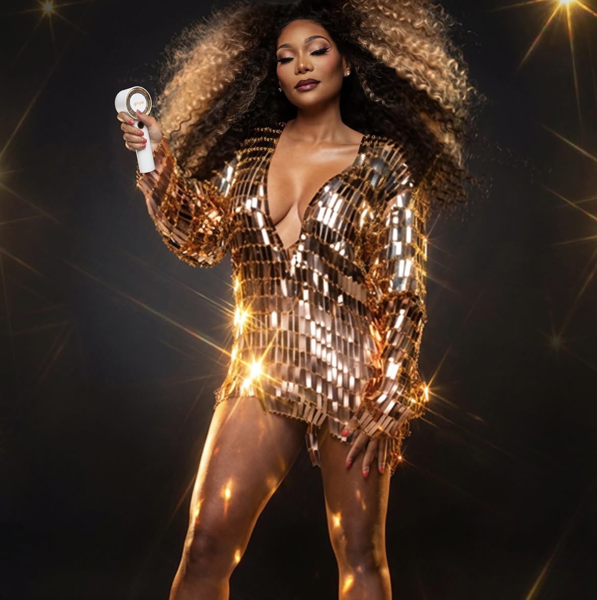 TheRhoaTalk's tweet photo. Angela’s Fangie handheld fans are now available to purchase! #RHOA https://t.co/VQ976MpOL6