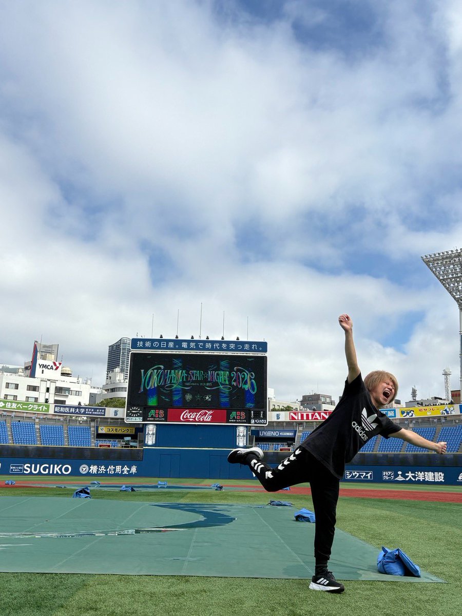 gokigensandany's tweet photo. ハマスタ入り
朝までの雨が
嘘のように止みw

リハーサルが
始まると同時に
1. 2. サンシャイン
夏の青空へ☀️ww

めちゃくちゃ
テンション
あがってきたよー🤣
。。。 https://t.co/bkkrbLRs0I