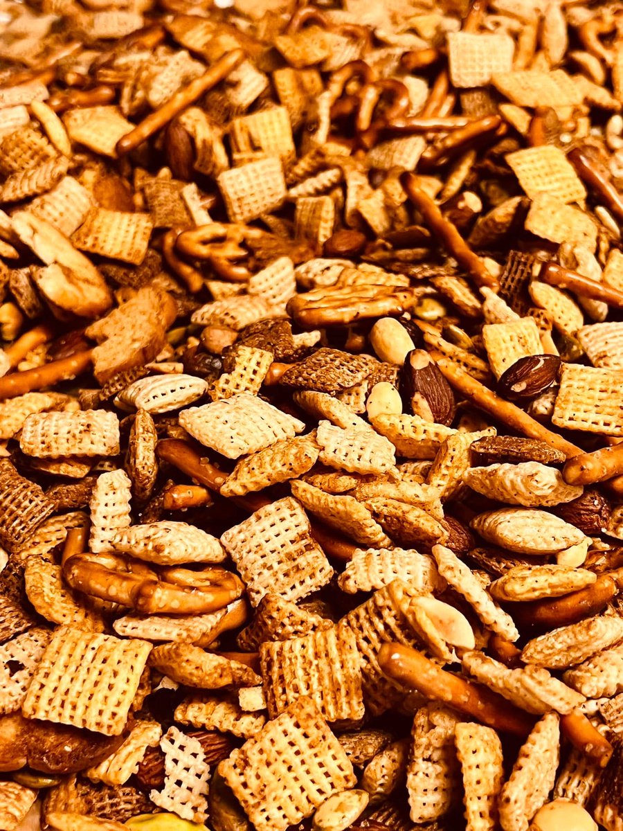 PirateStreams's tweet photo. @The_FJC Homemade Chex Mix 2-3 times a year from Thanksgiving through New Years, so about every 3-4 years I need a new bottle. https://t.co/lvYtMzYWMQ