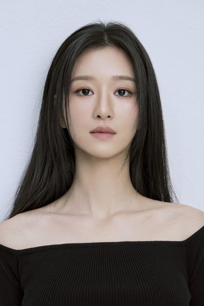yyeajii's tweet photo. @ACTOMODACHl I enjoy challenging myself with different roles and always strive to show my growth as an actress. And also I'm happy to be here and look forward to getting to know everyone. Thank you for having me, and I hope we can create great memories together! Hello everyone! https://t.co/6QXS9uHhXc