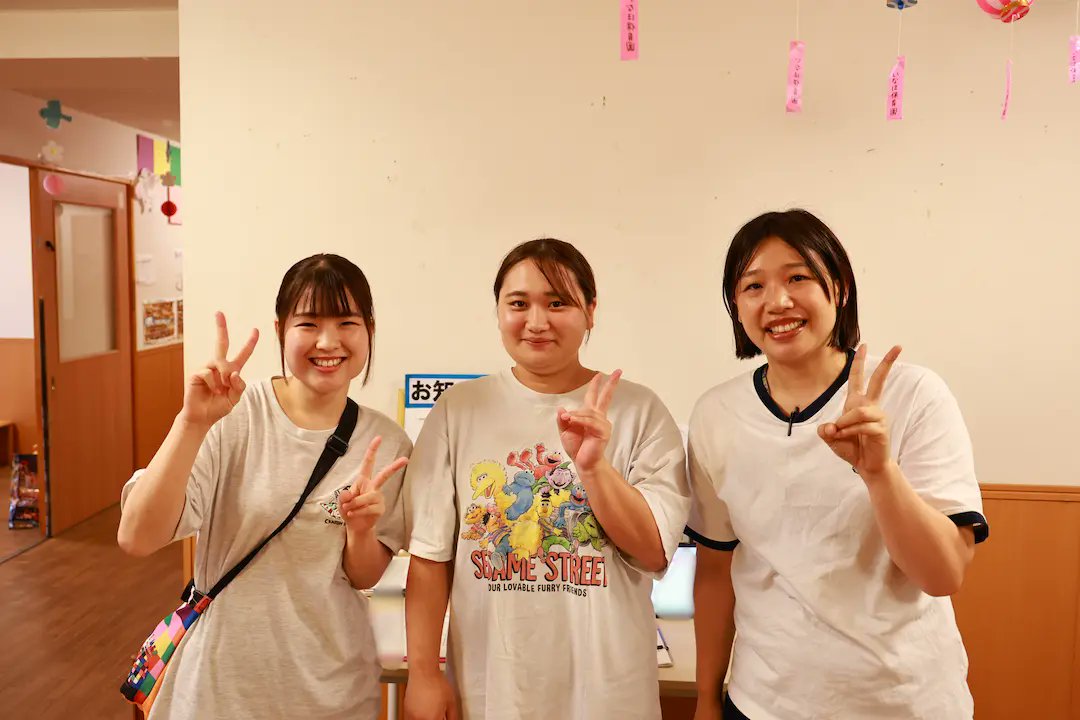 Keitan_PR's tweet photo. 卒業生インタビュー🎀
憧れの先輩と、今は同じ保育園で。

今年の3月に敬短を卒業し、働き始めたKさん。同じ園には、6年前に敬短を卒業したTさんが働いています✨

学生時代の学びや保育士としてのやりがいやこれから目指す保育士像について、お二人にお話をうかがいました。

https://t.co/rUq6A5kR7A https://t.co/3RABX15SZq