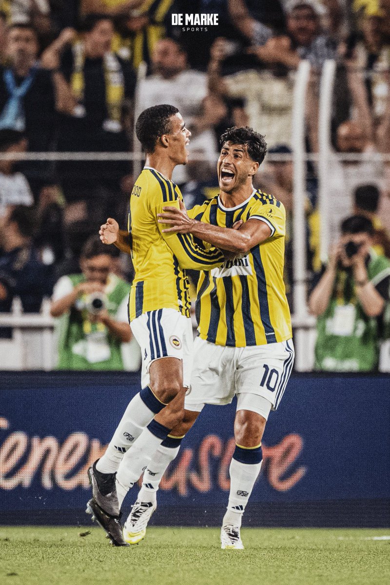 halarsturk's tweet photo. dünyanın en güzel fotoğrafı seçilmiştir tarafımca 💙💛 https://t.co/teUTcDpeLv